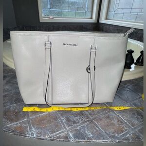 Michael Kors gray leather work business tote bag NICE